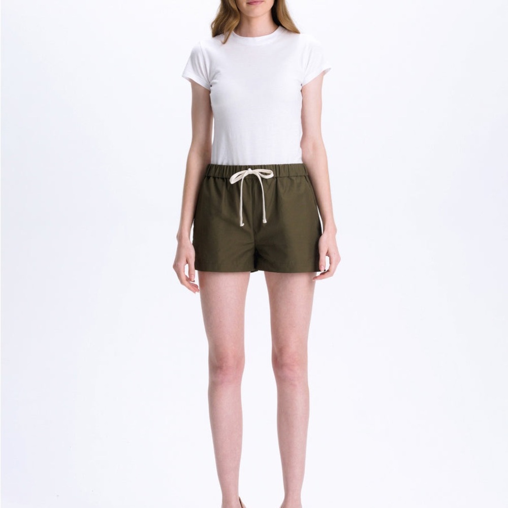 Renggli Studio NWT Sold-Out Olive Green DrawstringWomen's Shorts